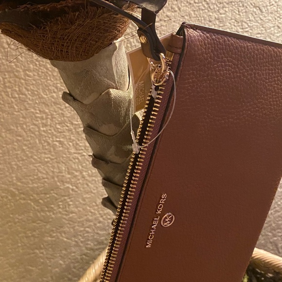 Michael kors handbag - Picture 5 of 10